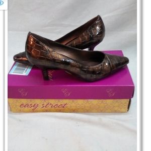 EASY STREET CLASSY SHOES